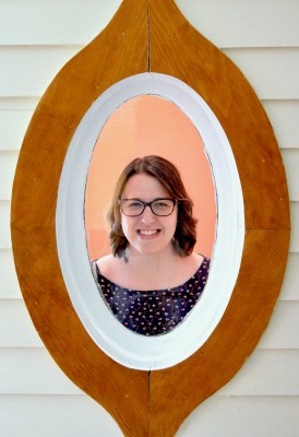 Stephanie in the pawffice